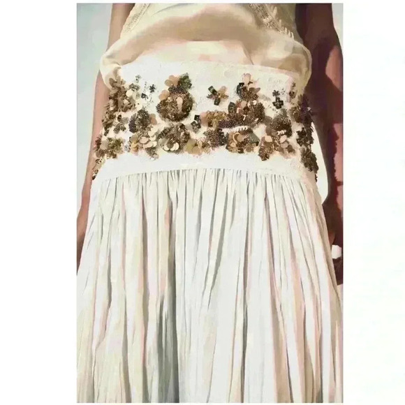 🔥🔥Zara Sequins midi skirt(oversized) - Picture 1 of 8